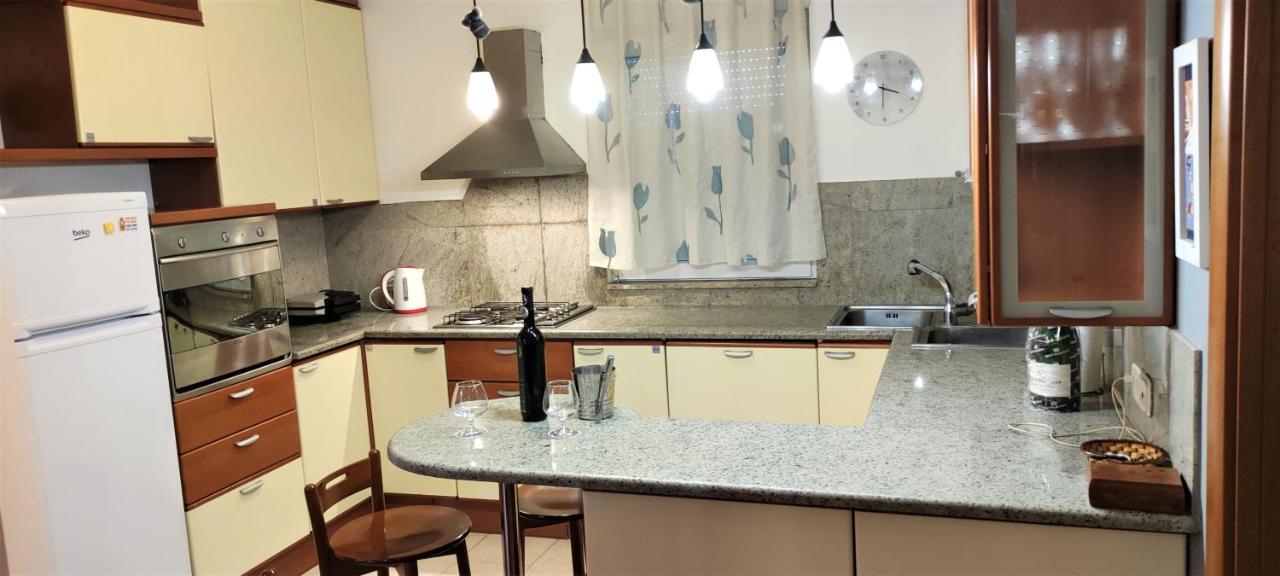 Blue Stella Luxury Apartment سبليت المظهر الخارجي الصورة